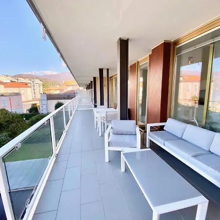 Palazzo Di Vetro Appartement *